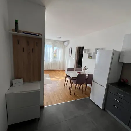 Cozy Anna Apartamento Subotica
